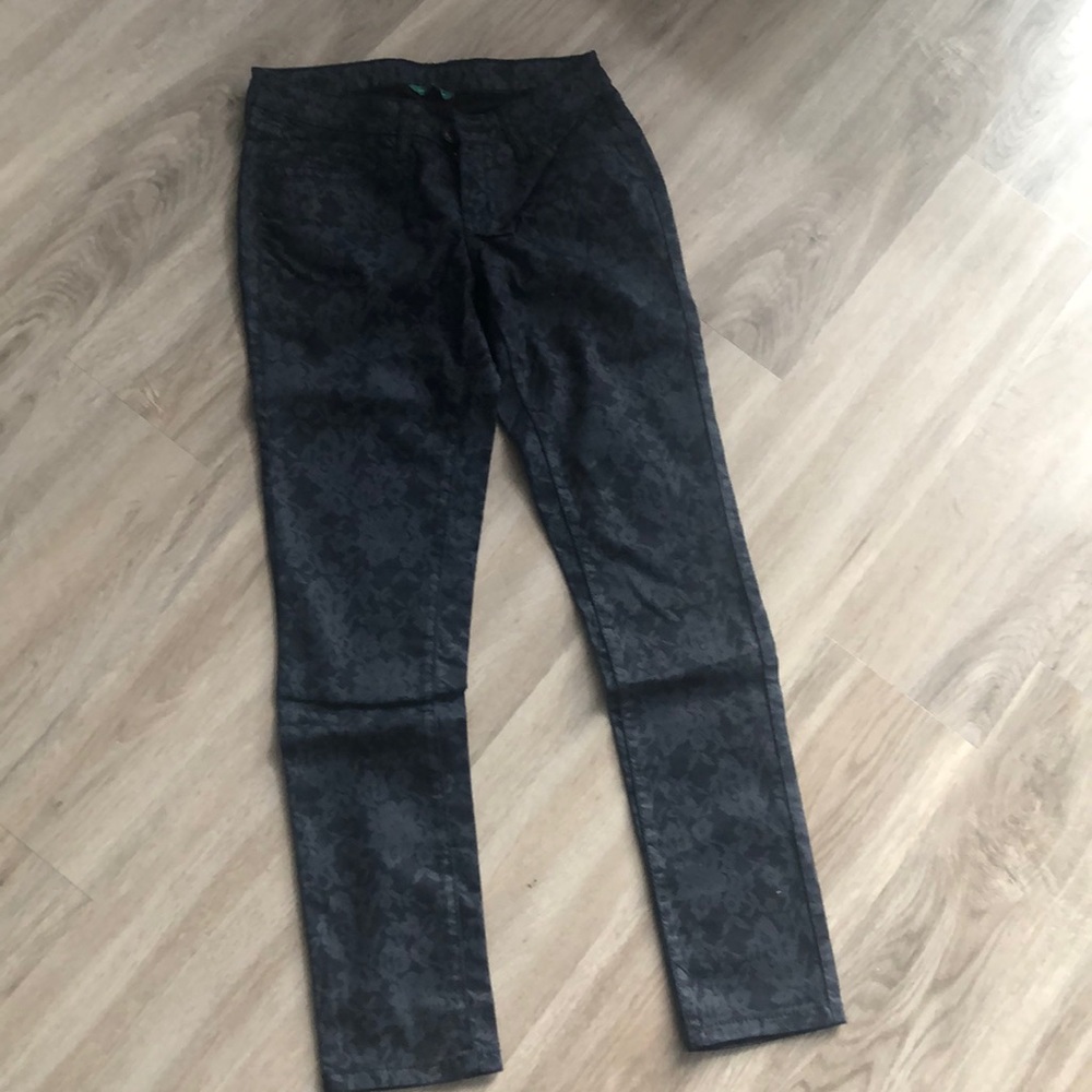 Lace Look Wrangler Jeans